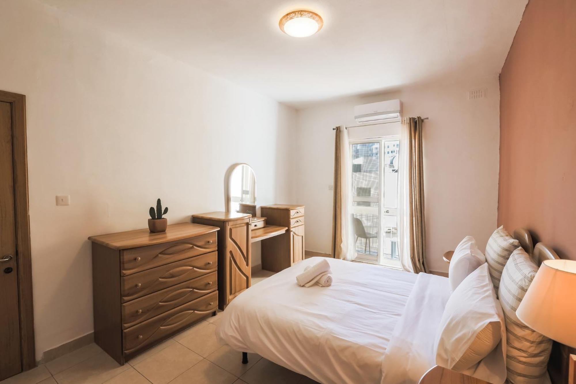 Sliema 3 Bedrooms Apartment Экстерьер фото